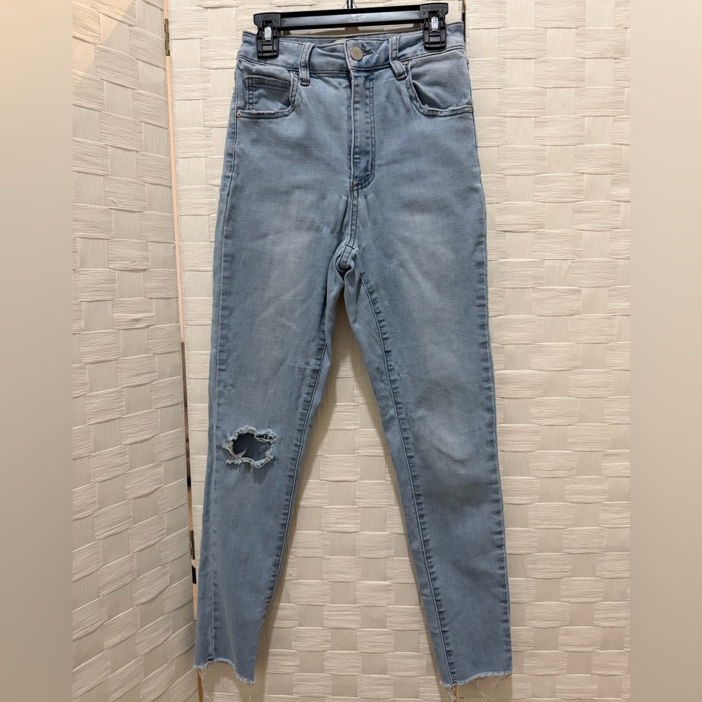 Cotton On Light Wash High Rise Skinny Jeans Distressed Knee Size 4